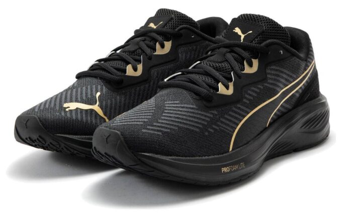 Aviator ProFoam Sky „Black Team Gold”
