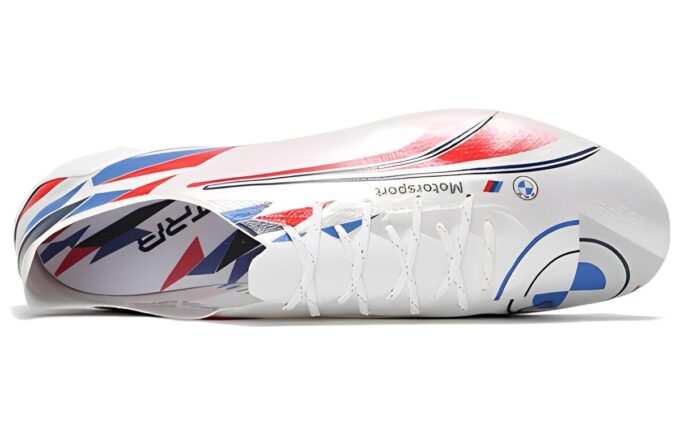 BMW Motorsport ULTRA SL FG „Biały Ognisty Czerwony Mocny Niebieski”