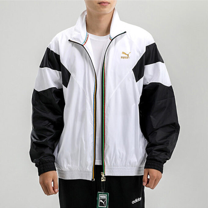 Brązowa, sportowa kurtka z nadrukiem, w stylu casual, biała