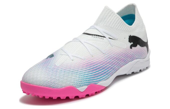Buty Future 7 Pro Cage w kolorze biało-różowo-fioletowym
