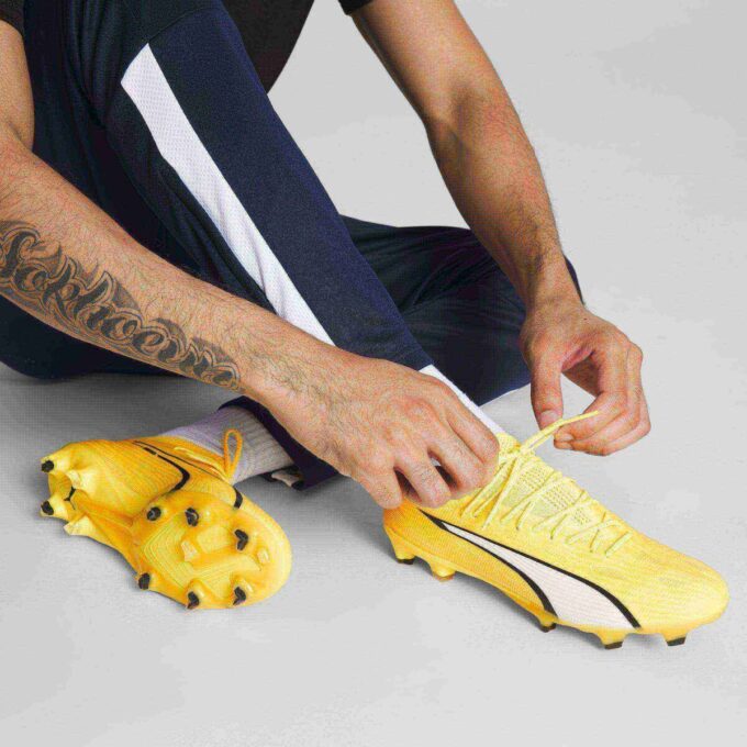 Buty piłkarskie męskie ULTRA ULTIMATE na twardą/sztuczną nawierzchnię