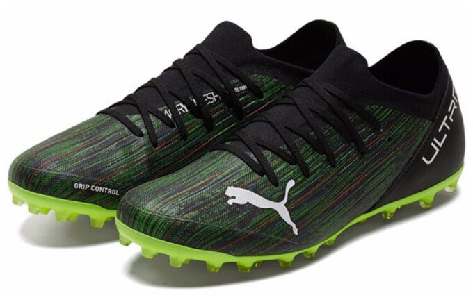 Buty piłkarskie Ultra 3.2 MG Spectra czarne
