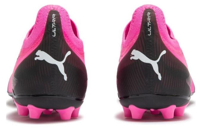 Buty piłkarskie Ultra Ultimate MG w kolorze różowo-białym