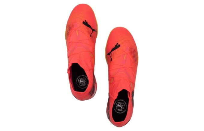 Buty sportowe Future 7 Match Turf w kolorze różowo-pomarańczowym