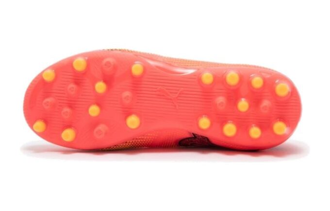 (GS) Buty piłkarskie Future 7 Match MG w kolorze różowym