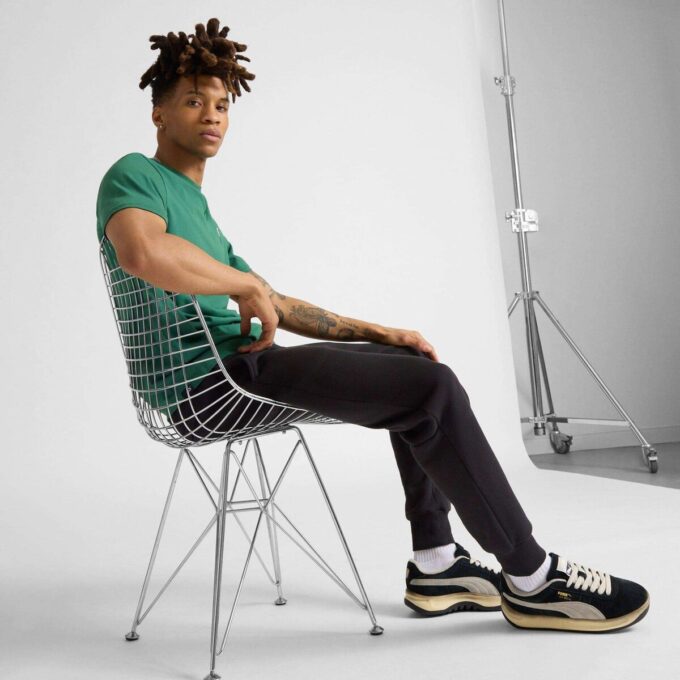GV Special The NeverWorn V Sneakersy Unisex
