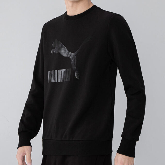 Klasyczny sweter z okrągłym dekoltem i logo w kolorze czarnym