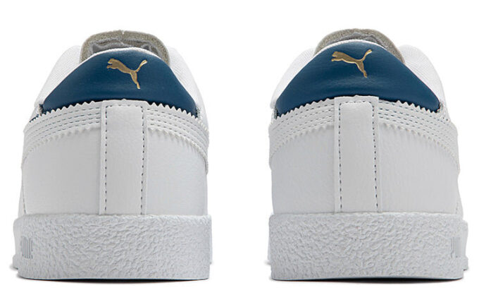 Klub „FC – White Lake Blue”