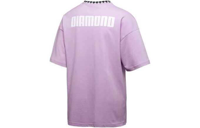 Koszulka PUMA x Diamond Oversize w kolorze fioletowym