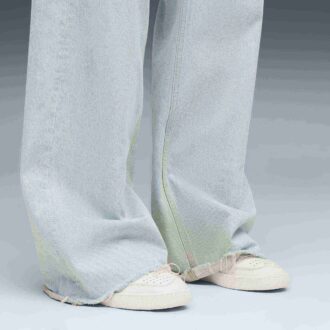 Majesty Sneakers