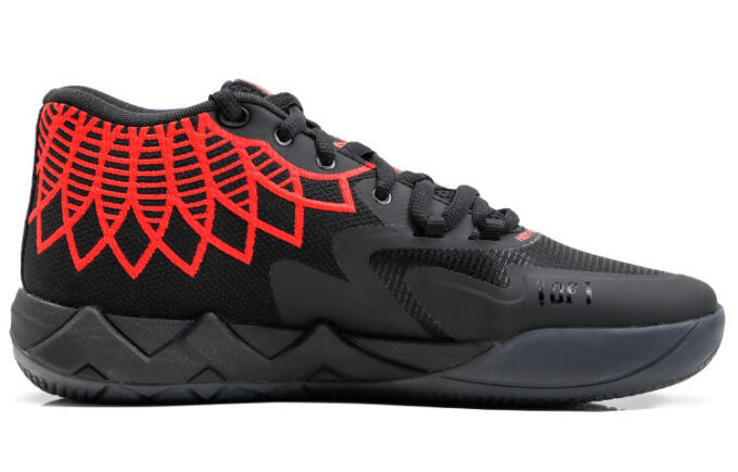 MB.01 LaMelo Ball „Black Red Blast”