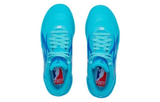MB.02 LaMelo Ball „Debiutant Roku”