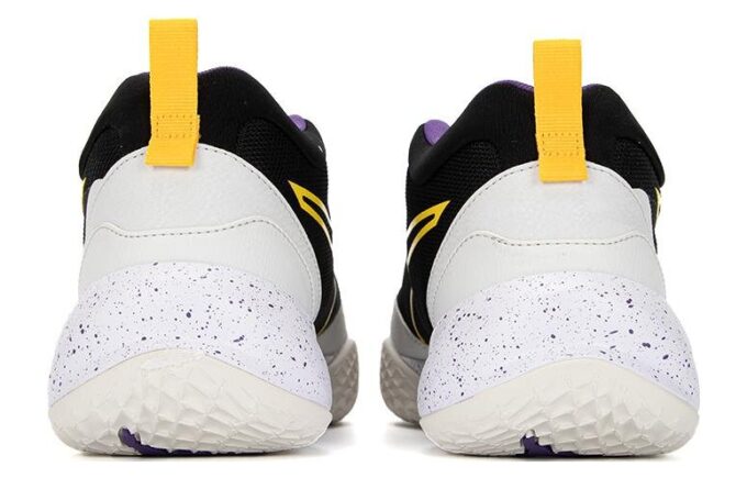 Playmaker „Spray Lakers”