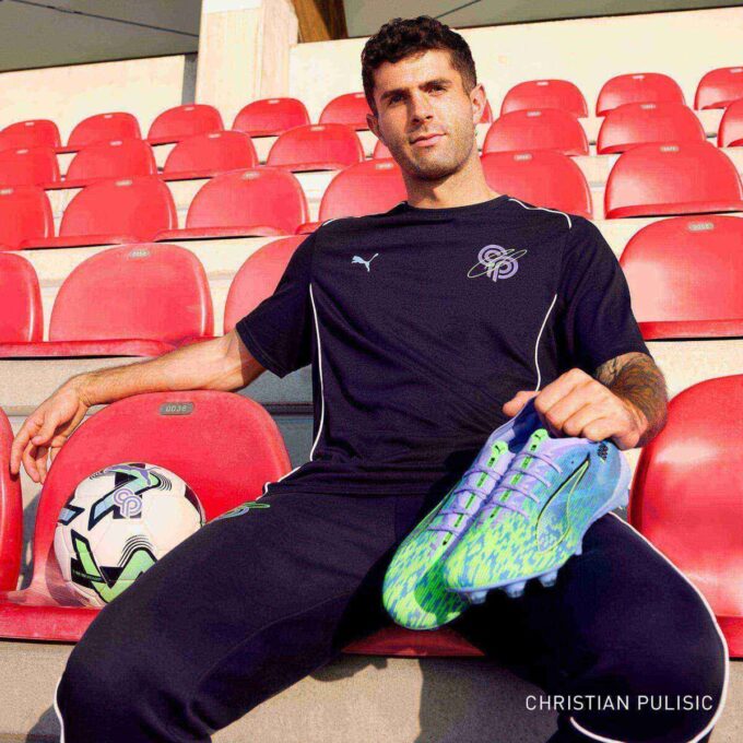 PUMA x CHRISTIAN PULISIC ULTRA 5 ULTIMATE Buty piłkarskie męskie na twardej nawierzchni Chasing the Dream