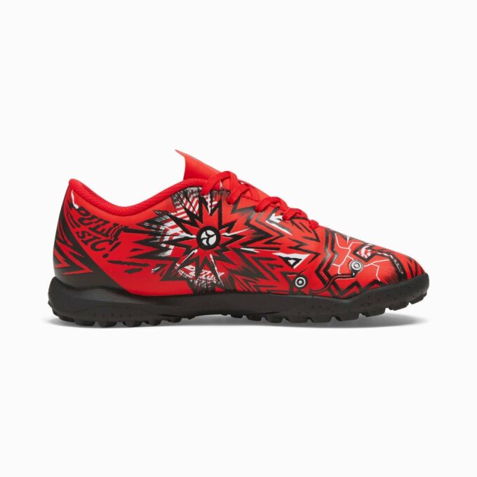 PUMA x CHRISTIAN PULISIC ULTRA PLAY Turf Trainer Buty piłkarskie dla dzieci PUMA x CHRISTIAN PULISIC ULTRA PLAY Turf Trainer Buty piłkarskie dla dzieci