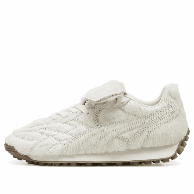 (WMNS) x Fenty Avanti „Pony Hair – Warm White”