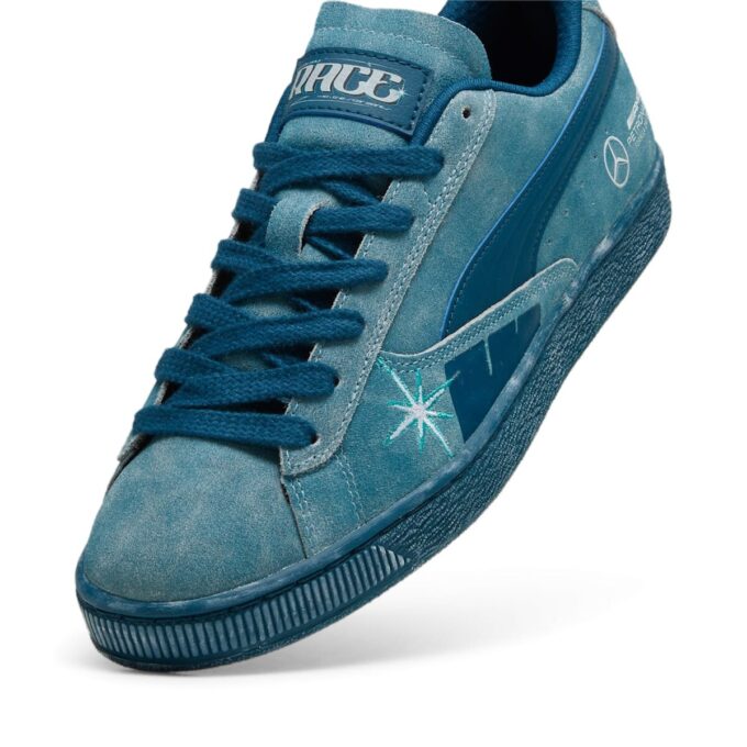 PUMA x Mercedes-AMG Petronas F1 Suede T „Crews Go Summer”