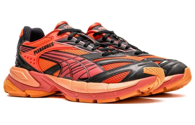 PUMA x PLEASURES Velophasis LAYERS „Cayenne Pepper Astro Red”