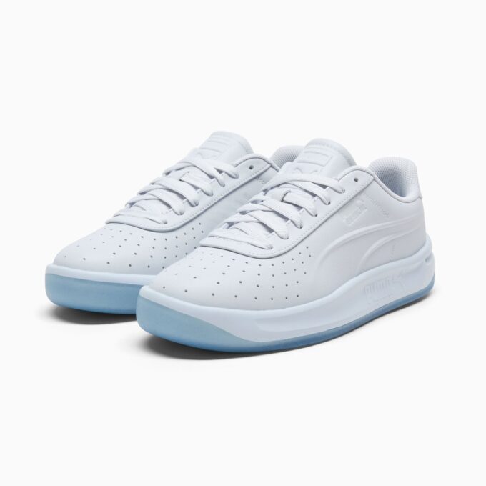 Specjalne buty sportowe GV Boss