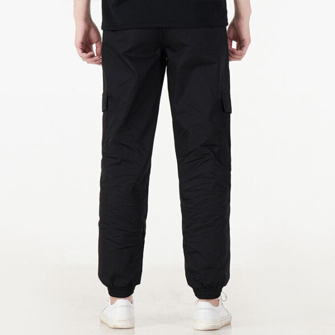 Spodnie cargo Logo Classics w kolorze czarnym