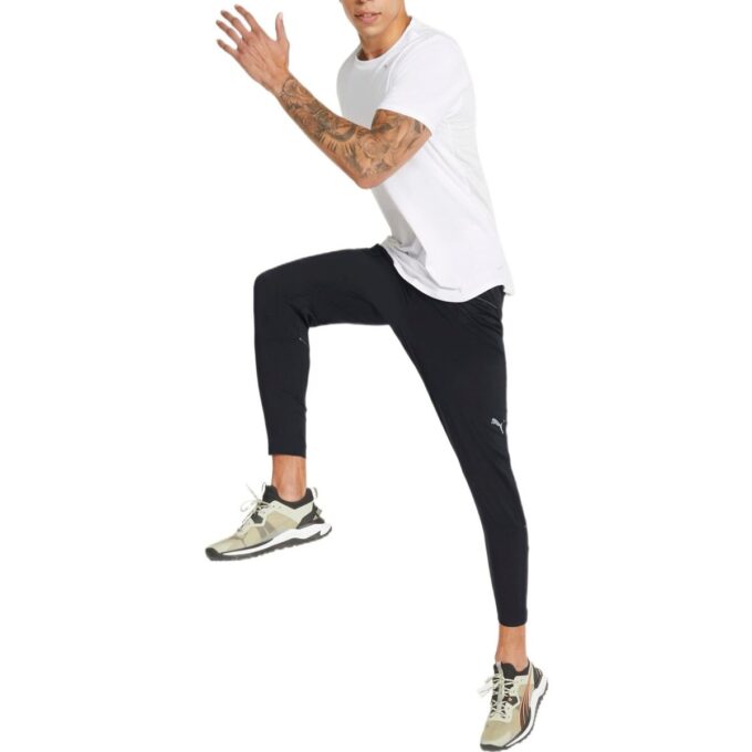 Spodnie Run Tapered Woven w kolorze czarnym