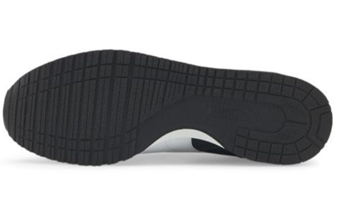 ST Runner „Essential – New Navy”
