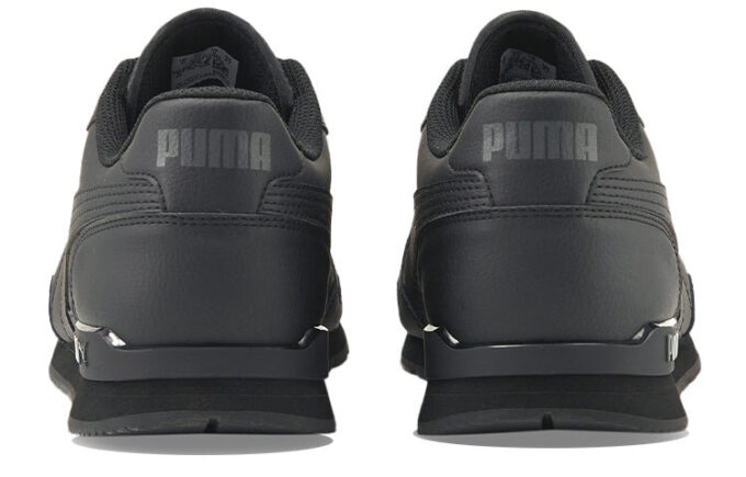 ST Runner V3 Skóra „Potrójna czerń”