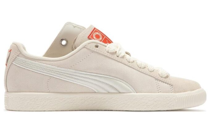 Staffnoly x Monopoly x PUMA Clyde „Beige”