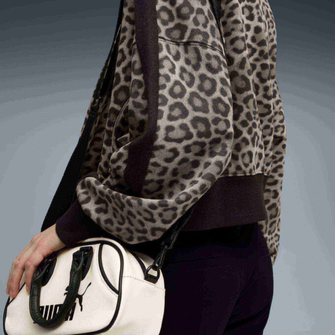 T7 Leopard Luxe damska bluza z okrągłym dekoltem i nadrukiem zwierzęcym T7 Leopard Luxe damska bluza z okrągłym dekoltem i nadrukiem zwierzęcym