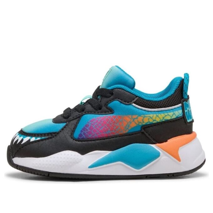 (TD) x Hot Wheels RS-X „Monster Trucks”