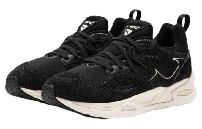 TRC Blaze Worn Out Sneakers w kolorze czarno-białym