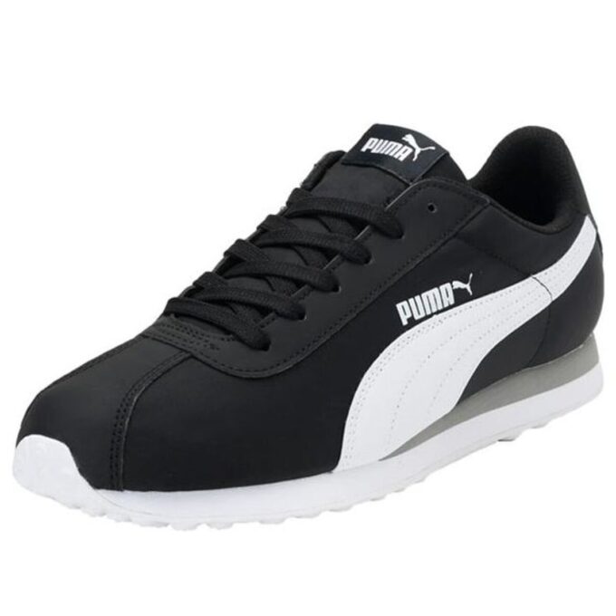 Turyn „Czarne komfortowe buty niskie”
