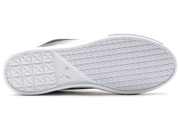 UEG x Court Play Slip-On „Gravity Resistance – Black”