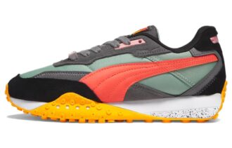 (WMNS) Blacktop Rider „Miłość do marki”