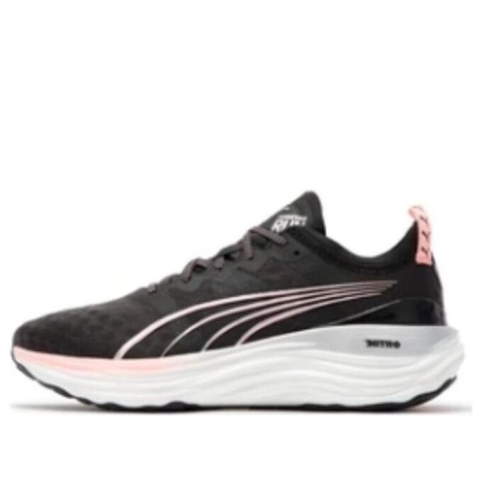 (WMNS) Buty do biegania ForeverRun NITRO w kolorze czarno-różowym