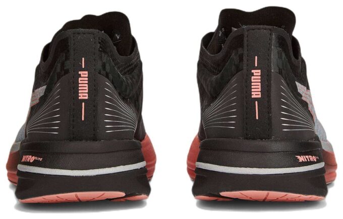 (WMNS) Deviate Nitro Carbon „Black Carnation Pink”