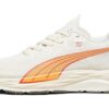 (WMNS) First Mile x Velocity Nitro 2 „Ciepły biały jasny melon”