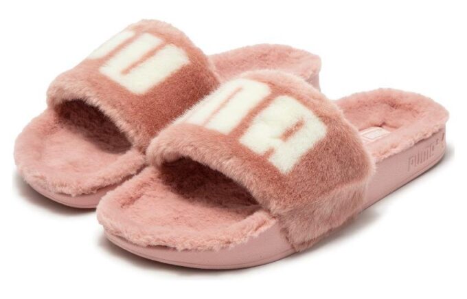 (WMNS) Leadcat 2.0 Fuzz Slides w kolorze Carnation Pink
