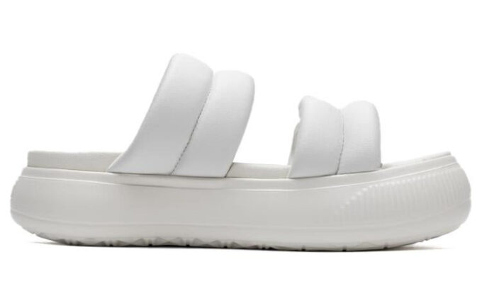 (WMNS) Mayu Puffy Slides „Warm White”