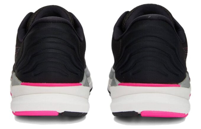 (WMNS) Powiększ Nitro Surge „Black Ravish”