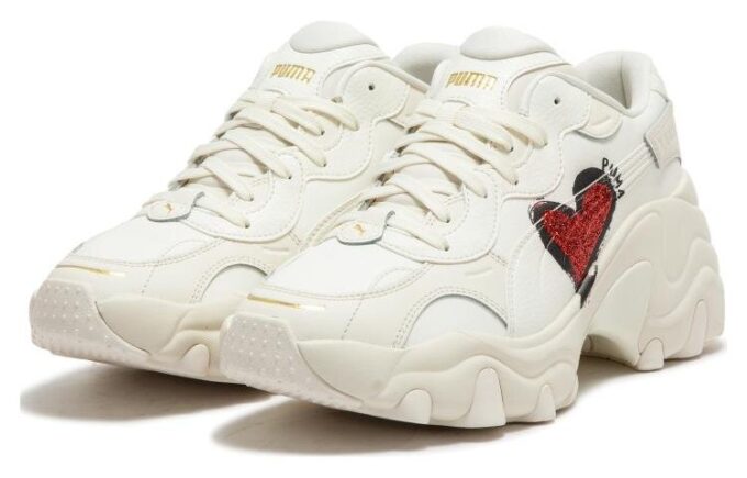 (WMNS) Pulsar Wedge CN Heart Sneakers w kolorze biało-czerwonym
