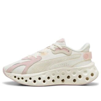 (WMNS) Softride „White Mauve Mist”