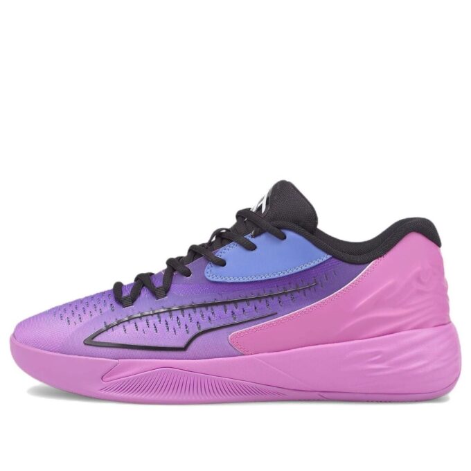 (WMNS) Stewie 1 „Sprawianie kłopotów”