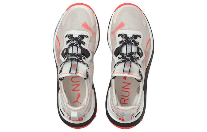 (WMNS) Voyage Nitro „Nimbus Cloud Sunblaze”
