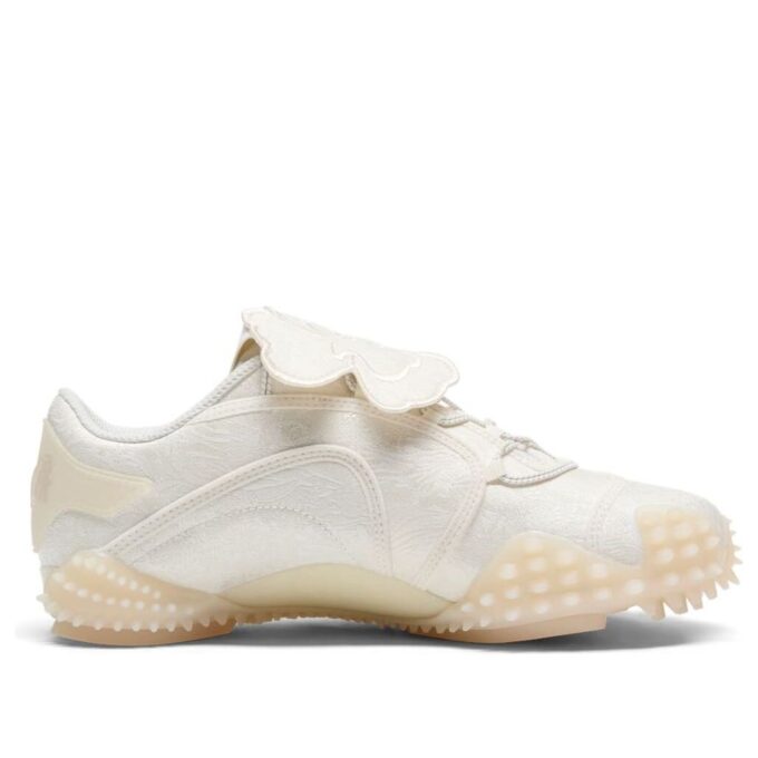 (WMNS) x Collina Strada Mostro „Ciepła biel”