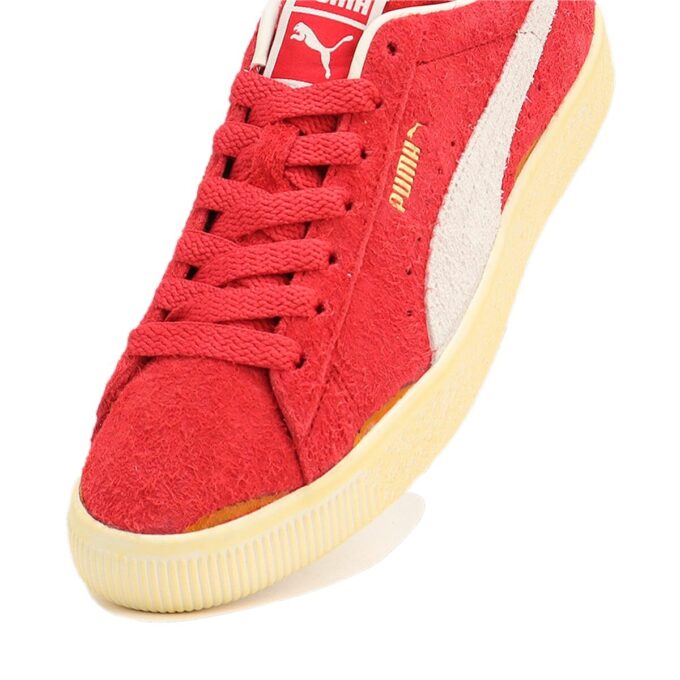 Zamsz VTG Neverworn III „Club Red Warm White”